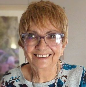 Meet your Posher, Linda